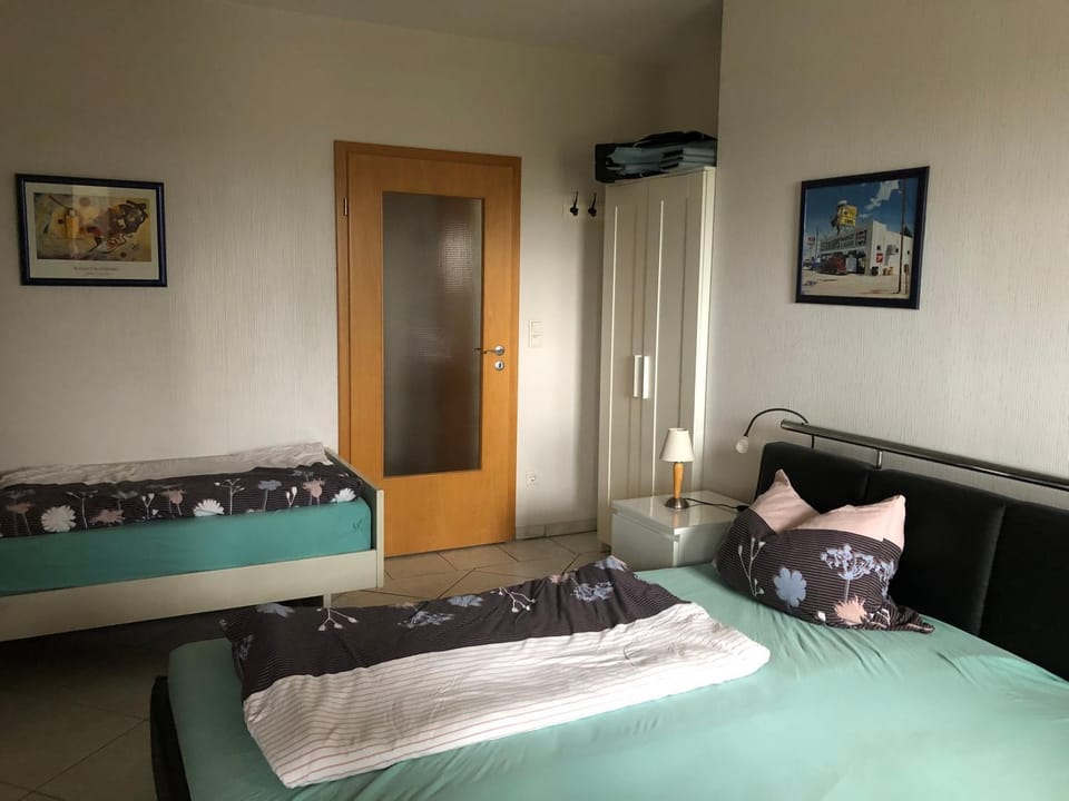 Bed, Photo of the whole room, Bedroom, wardrobe