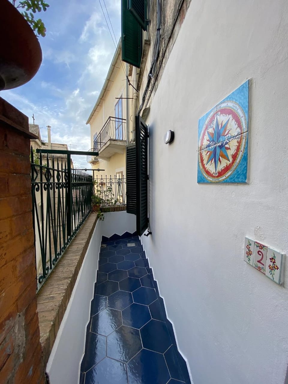 Property building, Balcony/Terrace