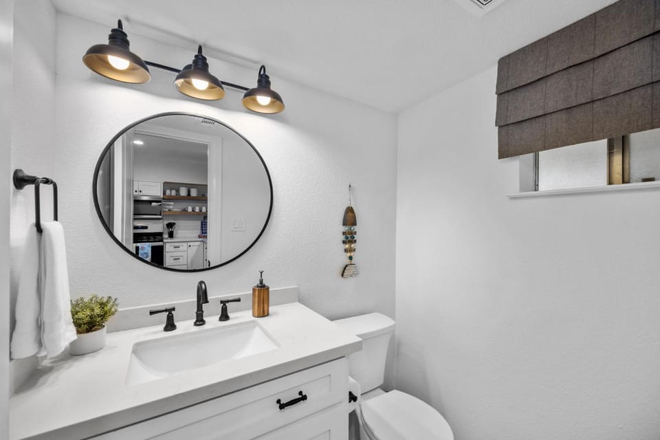 Toilet, Bathroom
