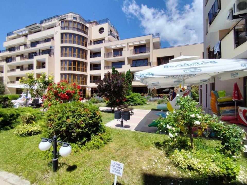 Garden, Garden, Garden view