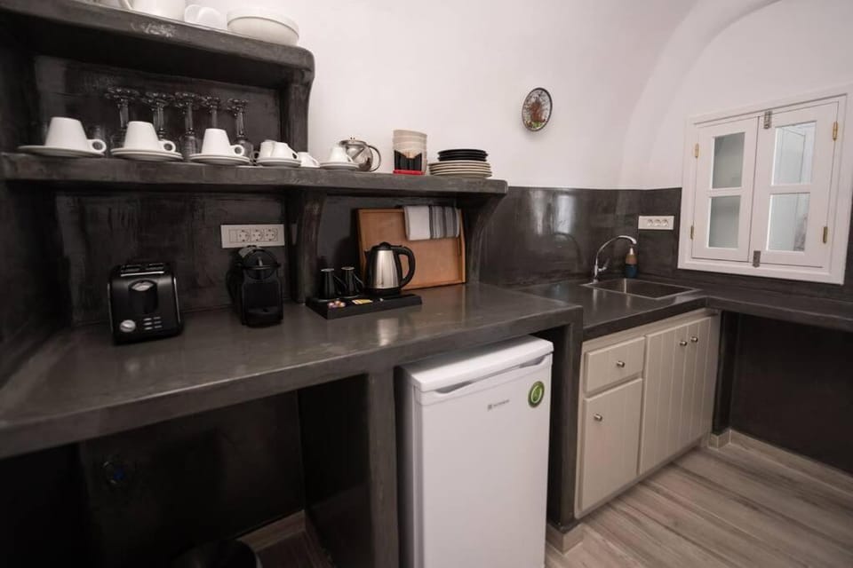 Coffee/tea facilities, toaster