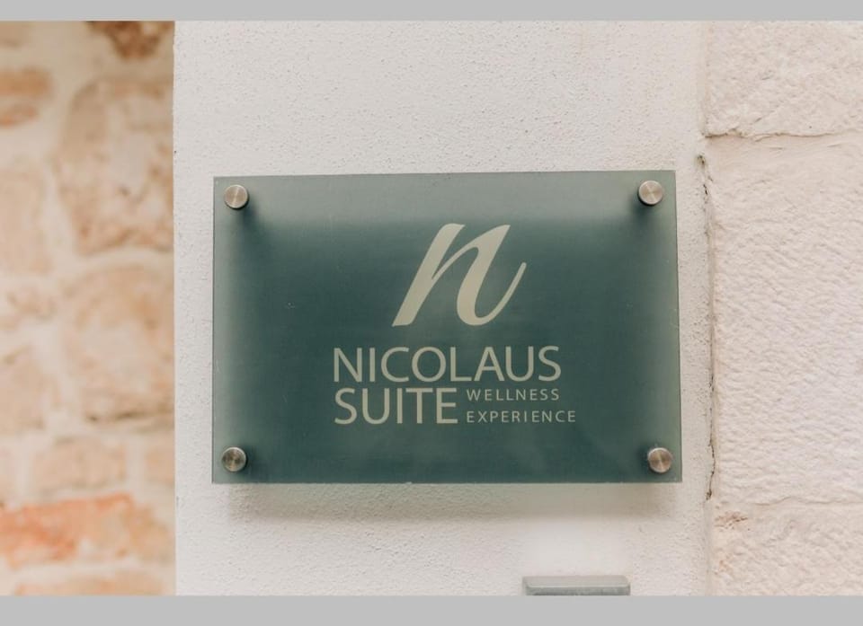 NICOLAUS SUITE Wellness Experience House in Bari