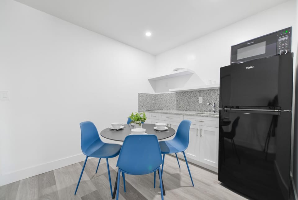 Outstanding oceanfront unit With Parking&Pool - M36 Apartment in Hollywood Beach