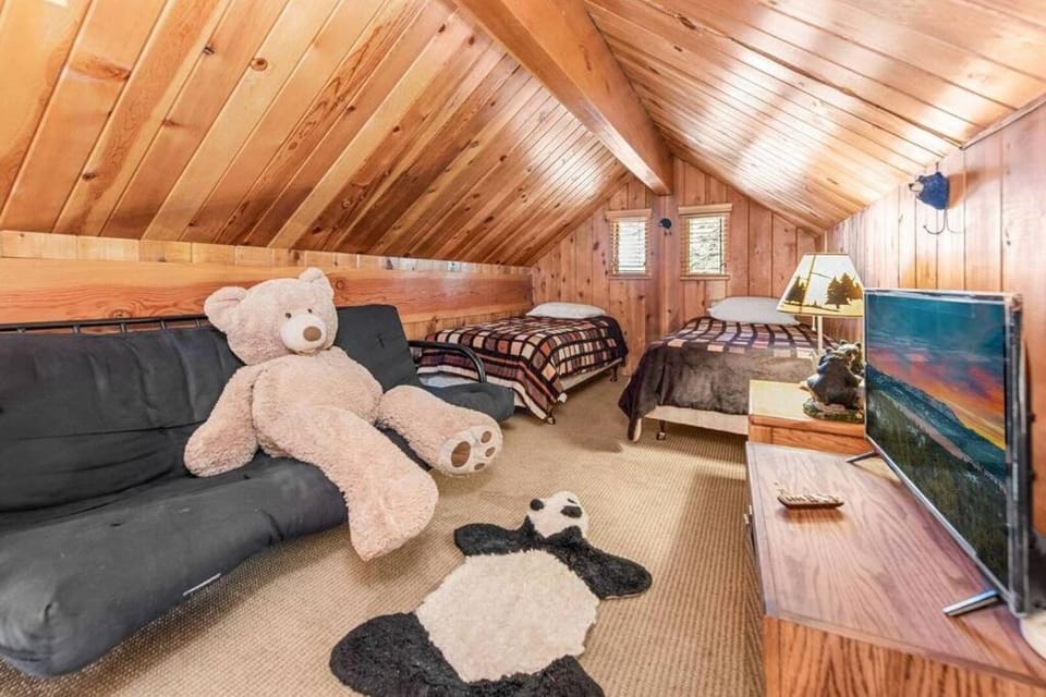 Paradise Cabin Cabin in Southern California
