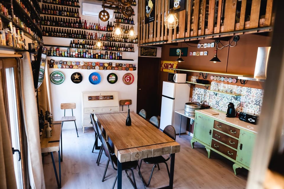 Kitchen or kitchenette, Living room, Dining area, minibar