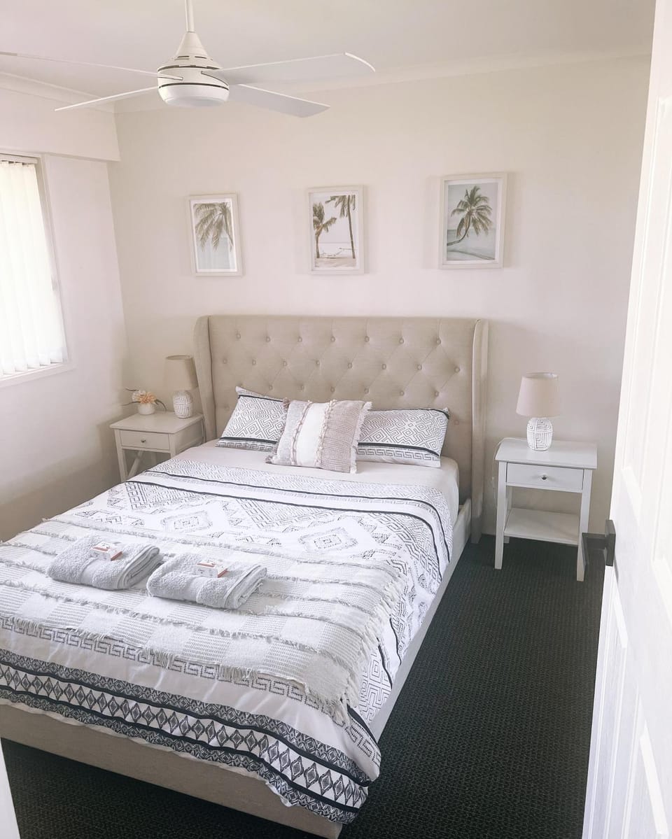 Nautilus Hamptons Style Luxury Beach Apartment Merimbula Hotel in Merimbula