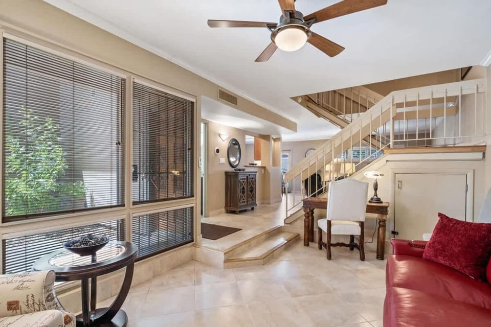 Cozy Cove House in Scottsdale