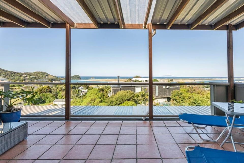 Balcony/Terrace, Seating area, Bedroom, Sea view