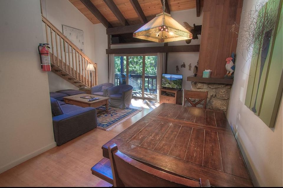 Alpine Getaway home Apartment in Dollar Point