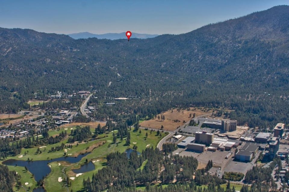 Tahoe Olympic condo Apartment in Kingsbury