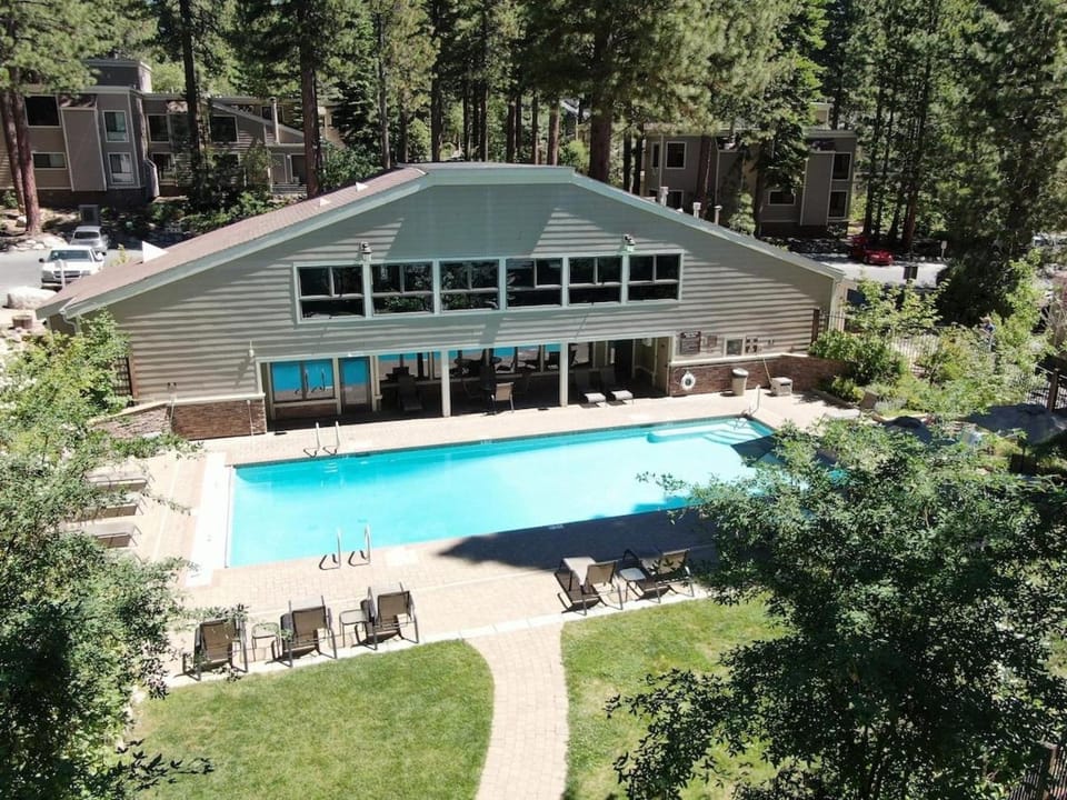 FPC1053 - Tall Pines Retreat Apartment in Incline Village