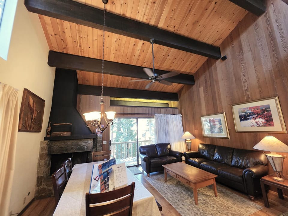 KWC1055 - Kingswood Cornerview Apartment in Tahoe Vista