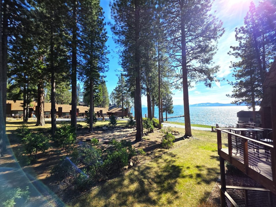 Brockway Beachside Bungalo home Apartment in Kings Beach