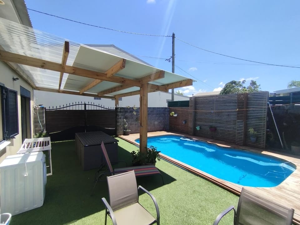 Patio, Swimming pool