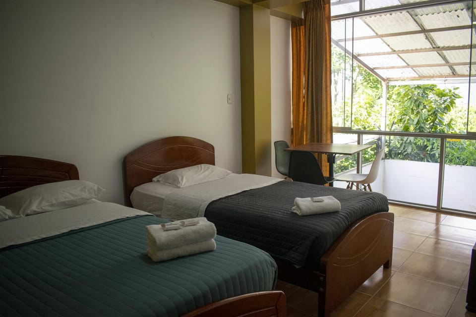 GOLDEN DOOR Hotel in Department of Pasco