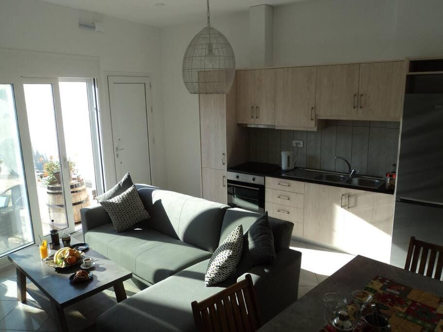 Kitchen or kitchenette, Living room, Dining area