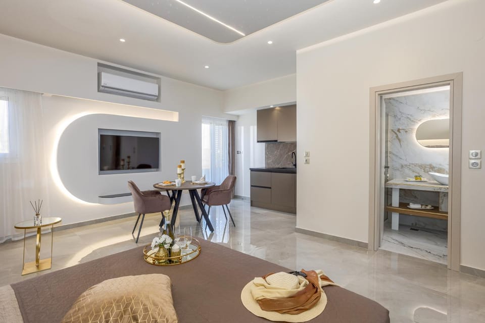 Bed, Bathroom, TV and multimedia, Kitchen or kitchenette, Dining area, air conditioner