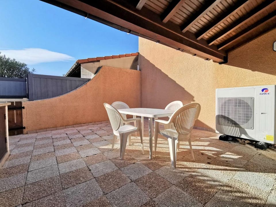 Résidence Les Yoles - Villa trois pièces mezzanine pour 8 personnes à Port Leucate. Réf: 2YOL_37 MAE-4004 Villa in Leucate
