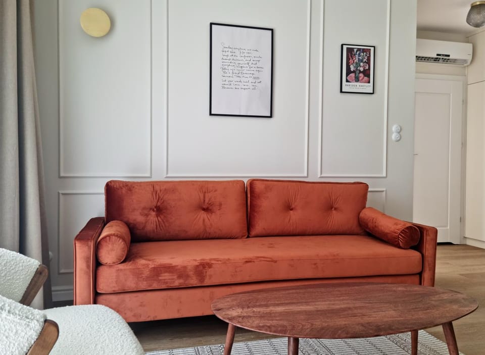 Living room, Seating area, air conditioner