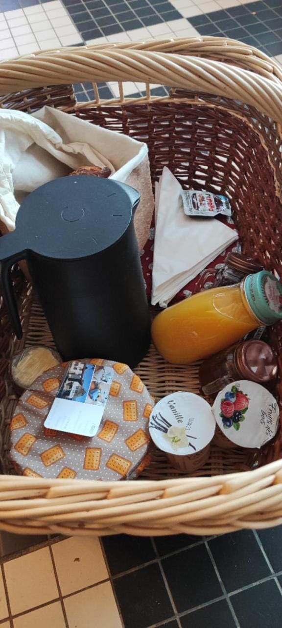Breakfast, Breakfast, Internal: Not applicable to any particular room