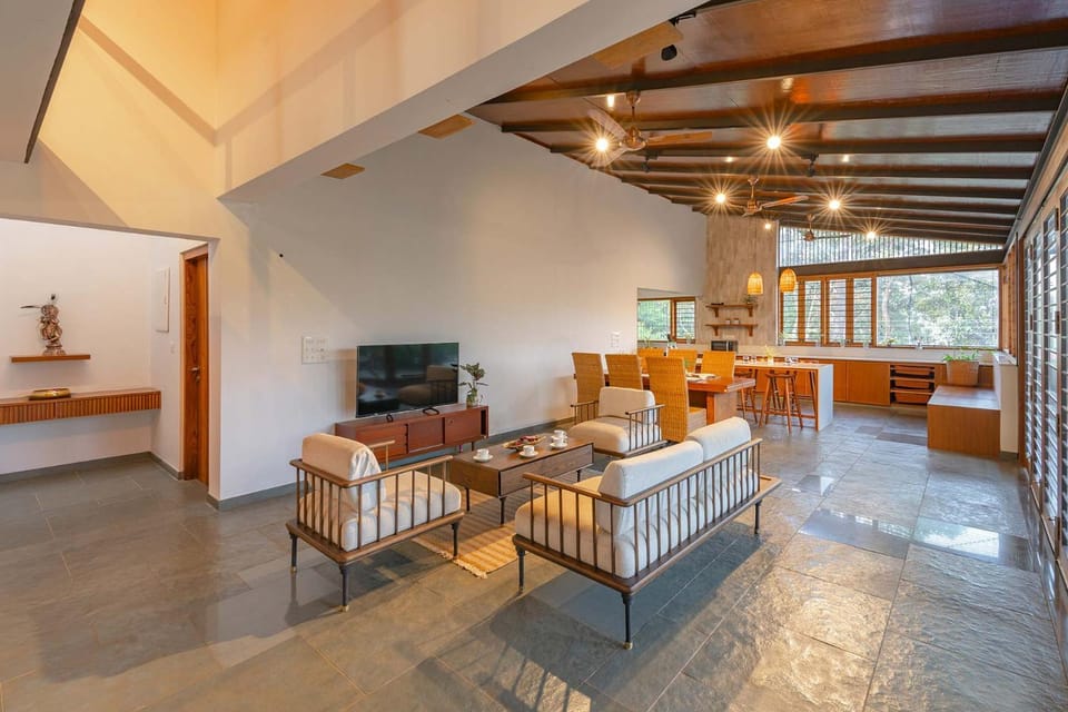 TV and multimedia, Living room, Seating area