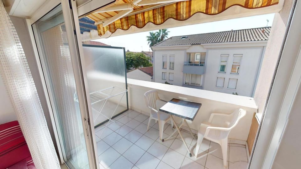 T2 clim avec terrasse et place de parking privative Apartment in Balaruc-les-Bains