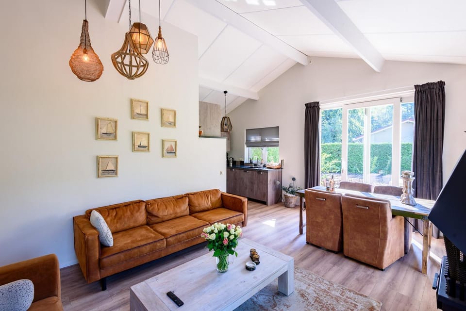 Luxe en comfort aan bos - geniet van rust & natuur House in Putten