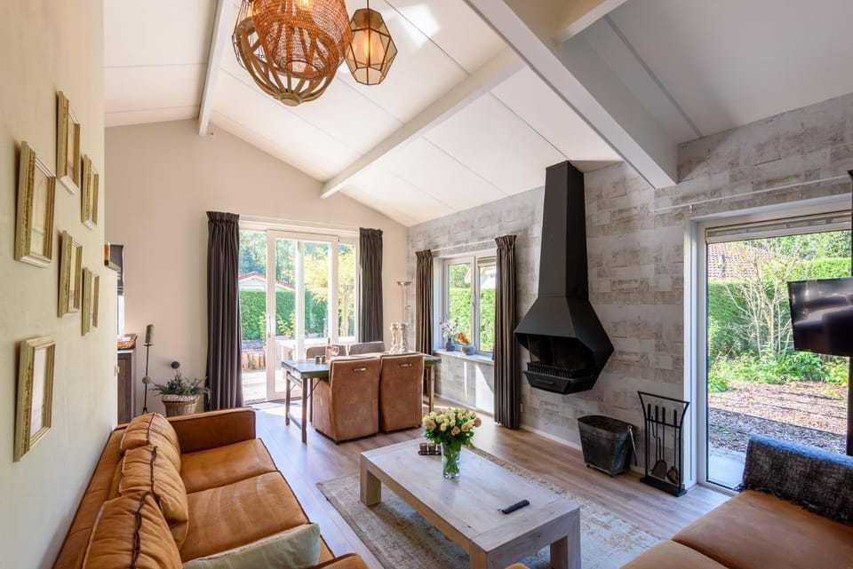 Luxe en comfort aan bos - geniet van rust & natuur House in Putten