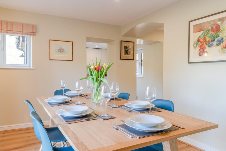 Decorative detail, Dining area, kitchen