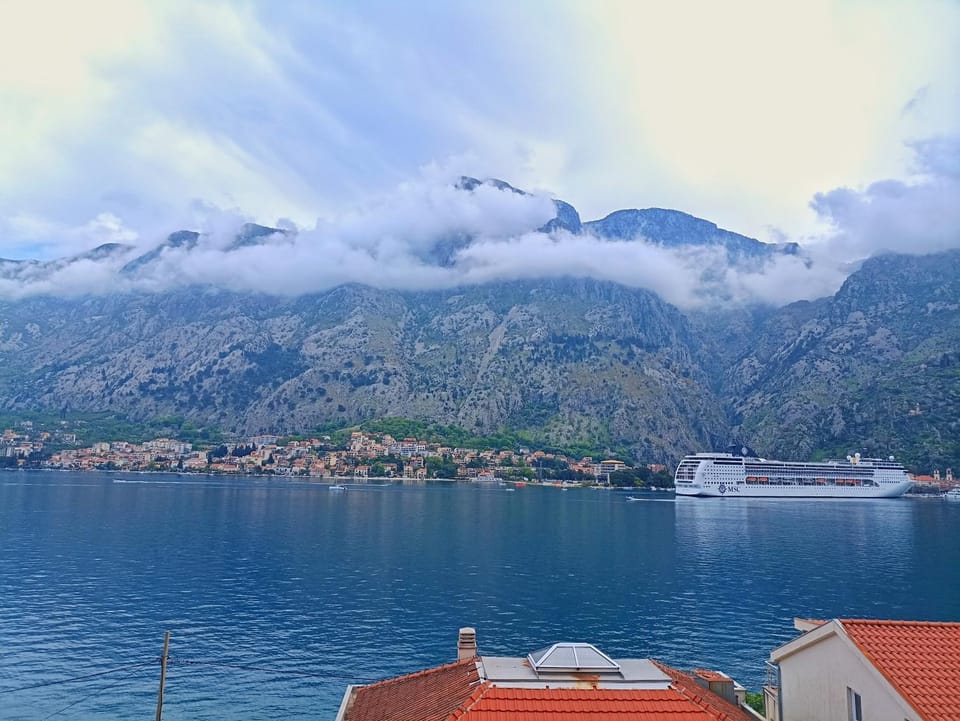 Natural landscape, View (from property/room), View (from property/room), Mountain view, Sea view