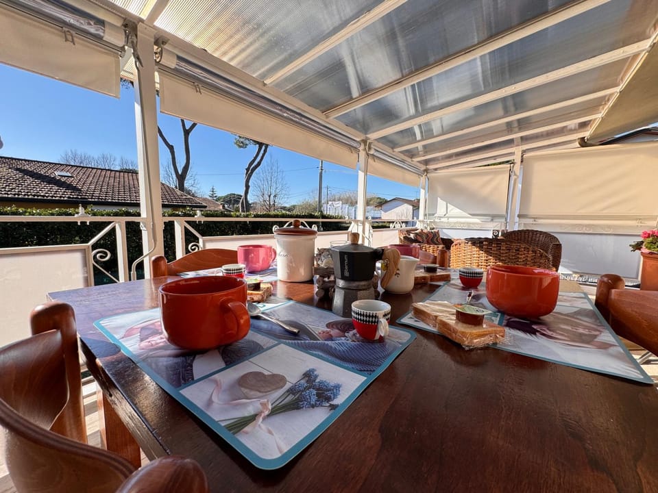 Balcony/Terrace, Dining area, Food