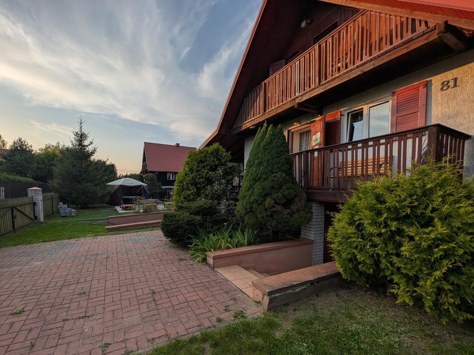 Property building, Spring, Day, Garden, Garden, Garden view