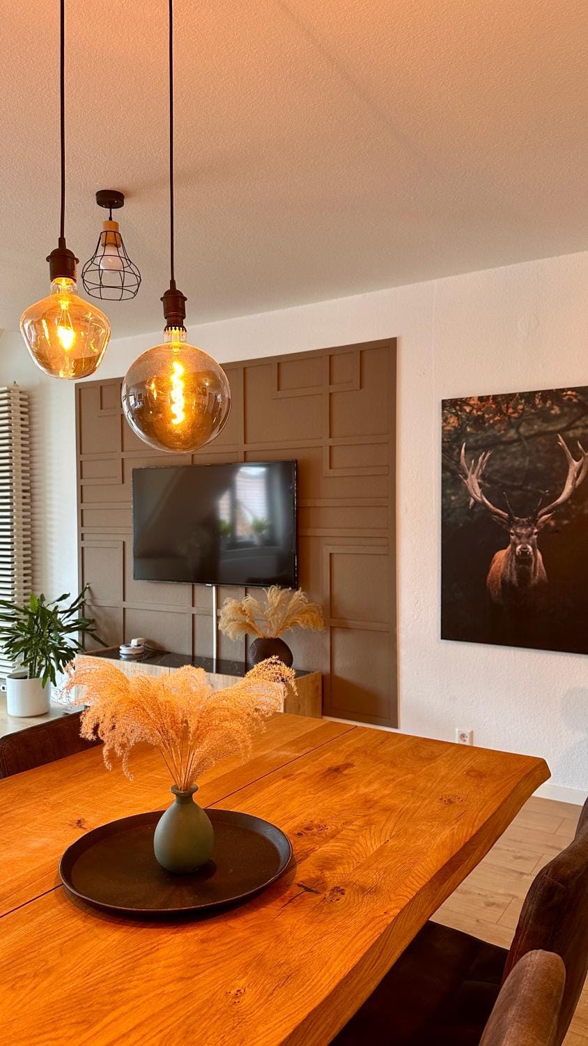 Communal lounge/ TV room, TV and multimedia, Living room, Dining area, Evening entertainment