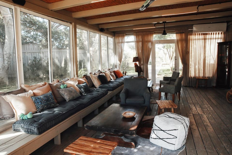 Seating area