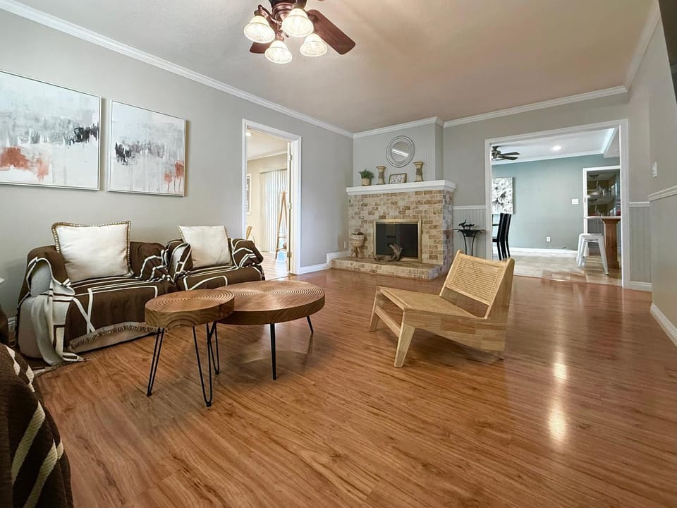 Living room, Decorative detail, Seating area, fireplace