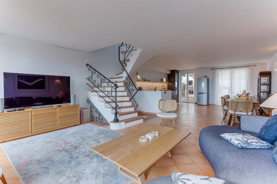 TV and multimedia, Living room
