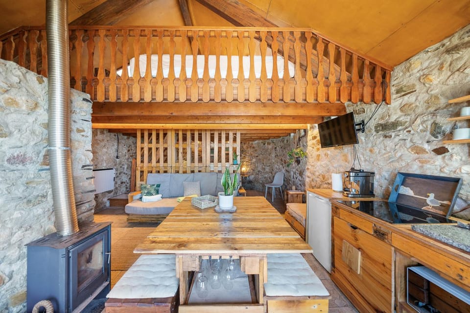 Mökki Apúlia House in Portugal
