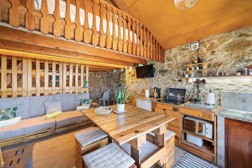Mökki Apúlia House in Portugal