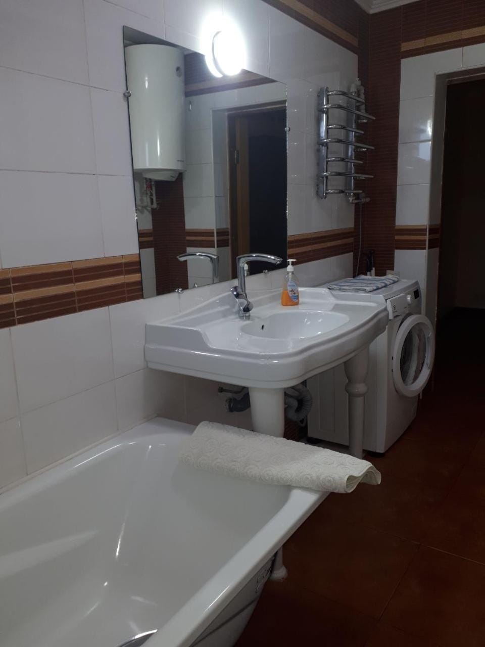 Bathroom, towels, washing machine, dryer
