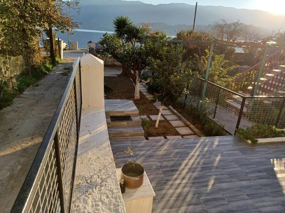 Patio, Day, Natural landscape, Garden, View (from property/room), Garden view, Sea view