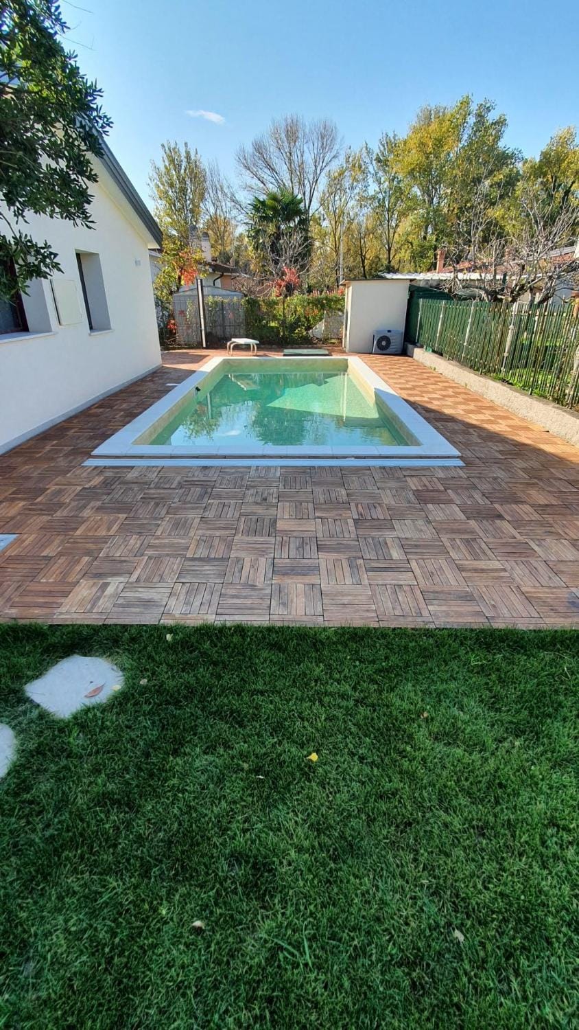 Pool view, Swimming pool