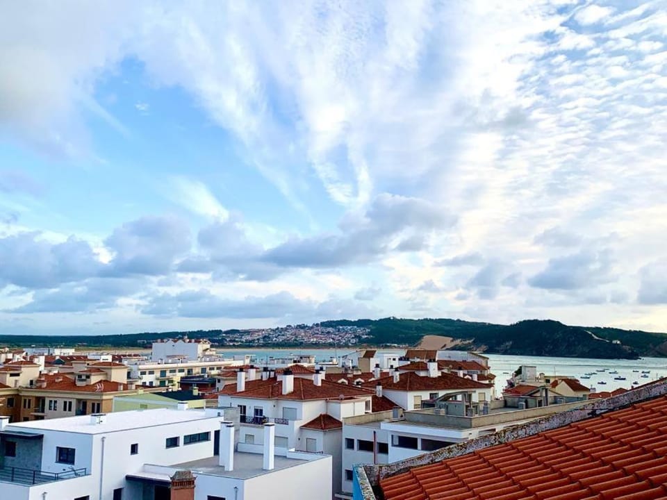 City view, Sea view