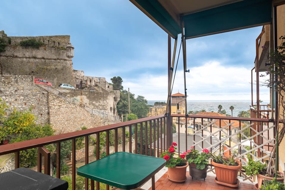 Day, Natural landscape, View (from property/room), Balcony/Terrace