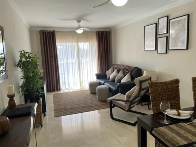 Living room, Seating area, fireplace