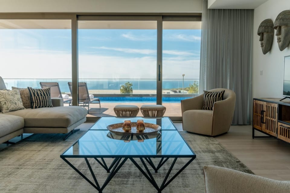 View (from property/room), Living room, Sea view