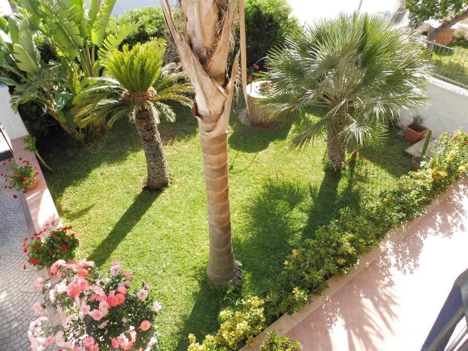 Appartamento in Villa a 100 metri dal mare Apartment in Fontane Bianche