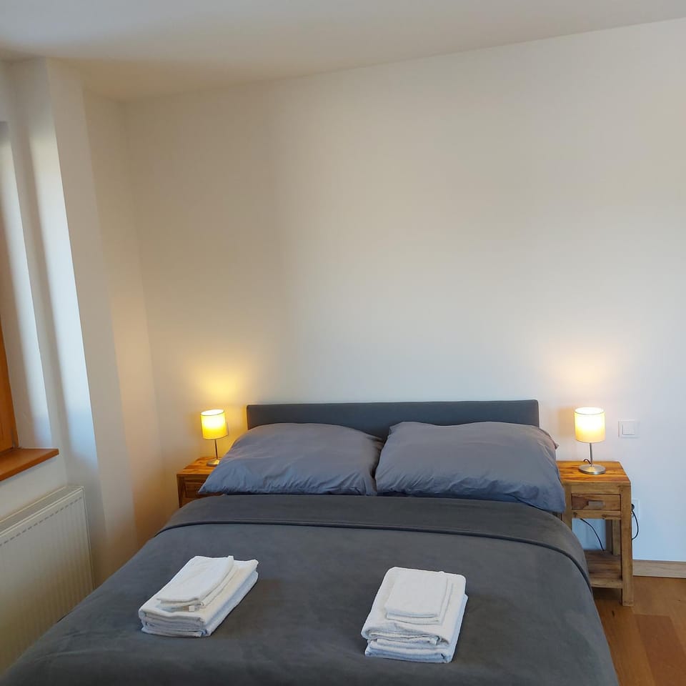 Bed, Bedroom, wardrobe