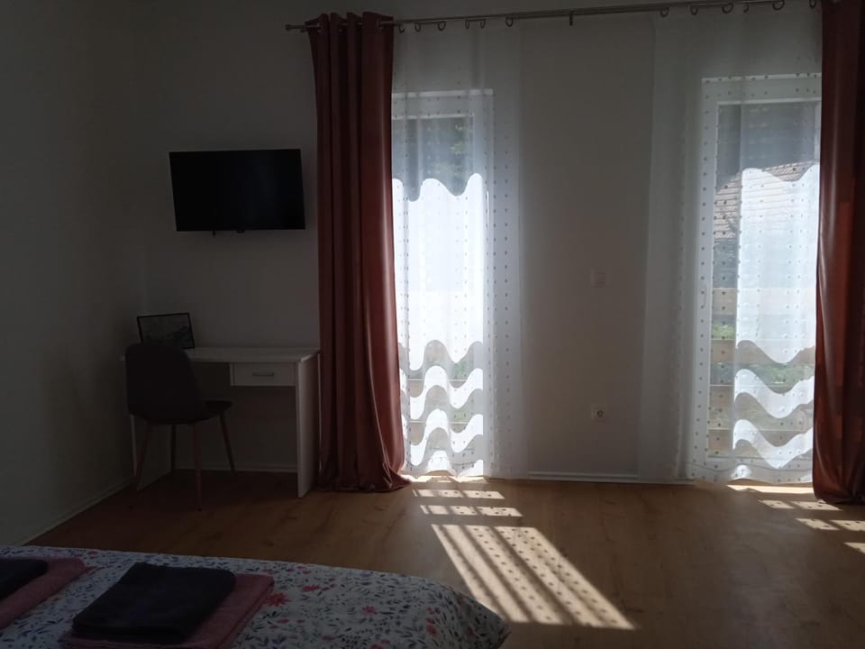 Seoski turizam Stari mlin na Korani room 1 Apartment in Croatia