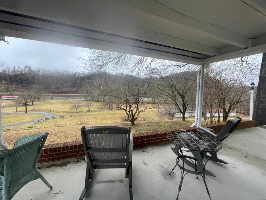 Patio, View (from property/room)