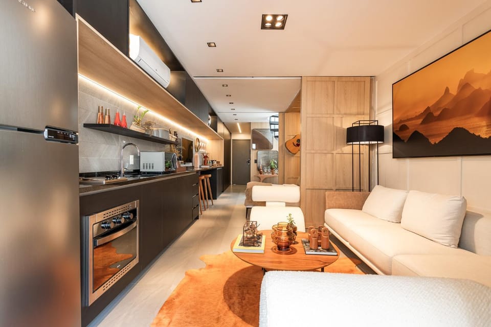 Coffee/tea facilities, Kitchen or kitchenette, Living room, Seating area, minibar, oven, stove